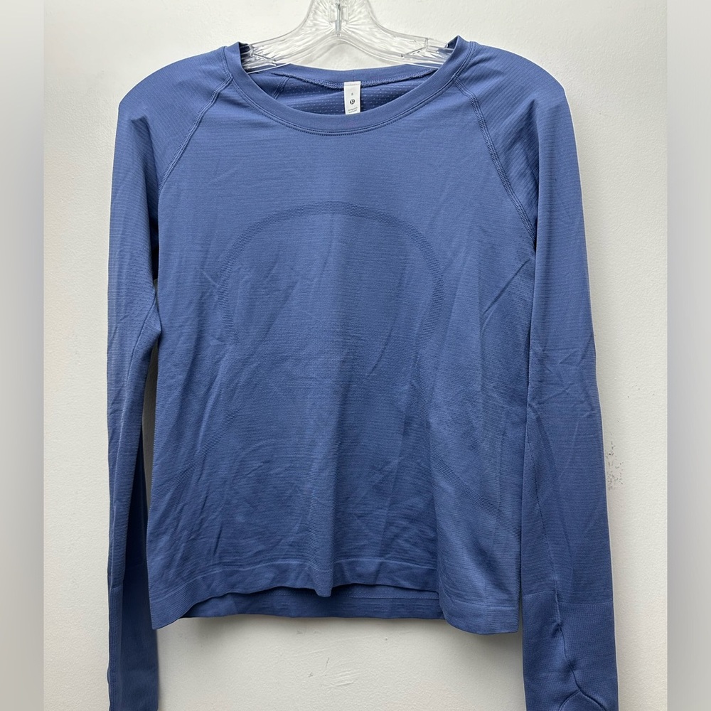 Women’s lululemon top